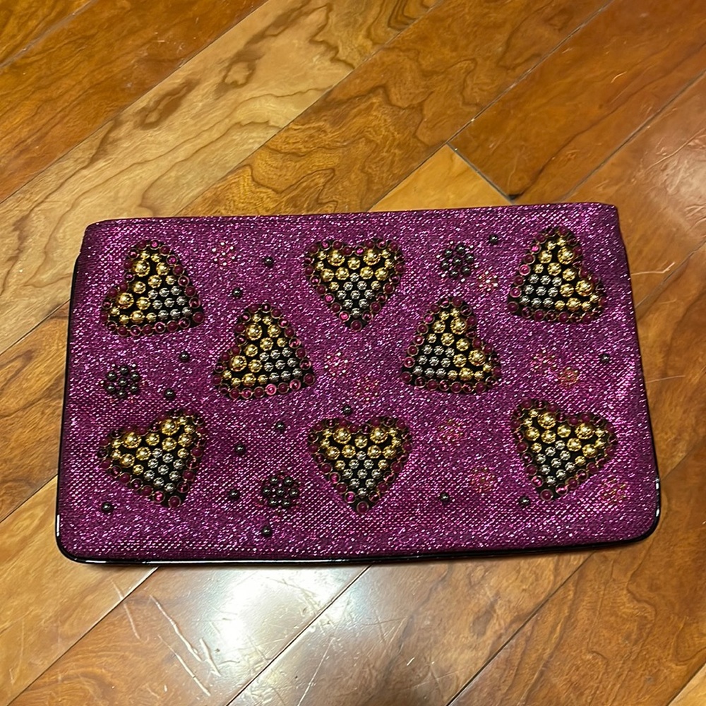 Loubie clutch ❤️ 💜 ♥️